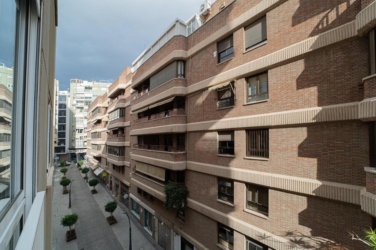 Expoholidays - General Tamayo Parking Gratis Almería Esterno foto